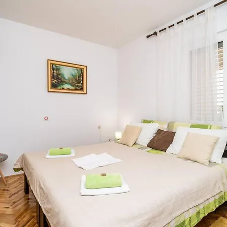 Nature View Apartment *